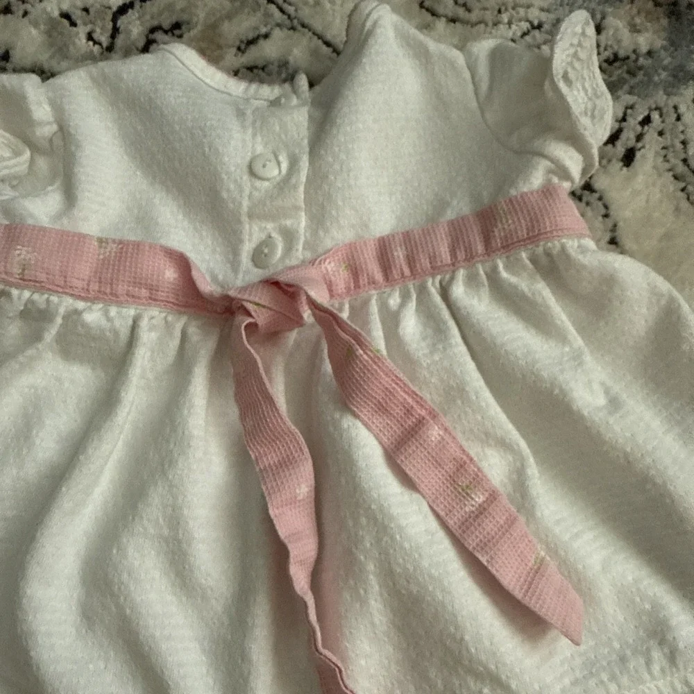 Vintage Disney Winnie the Pooh Pink Floral Embroidered Apron Dress Ruffle Sleeve